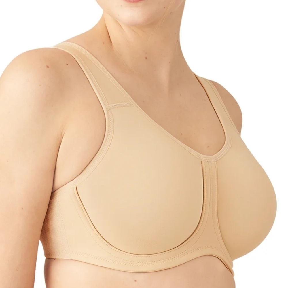 Wacoal 855170 Simone high impact sports bra tan nude Size 38D adjustable strap